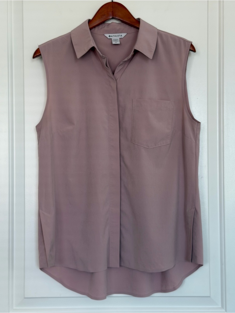 Athleta Everlasting Sleeveless Button Down Tank Pink Medium - Picture 3 of 9